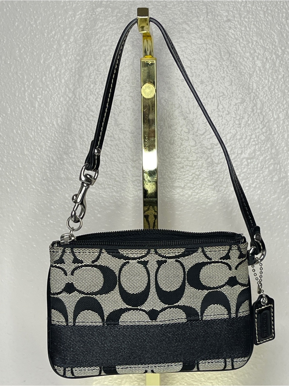 Coach Signature Canvas Black/Grey Wristlet - Coach